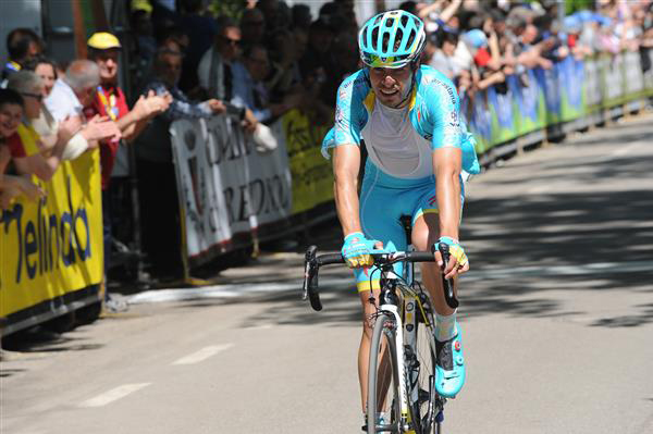 Mikel Landa finishes second
